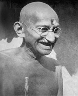 Mahatma Gandhiji by Swami Sivananda